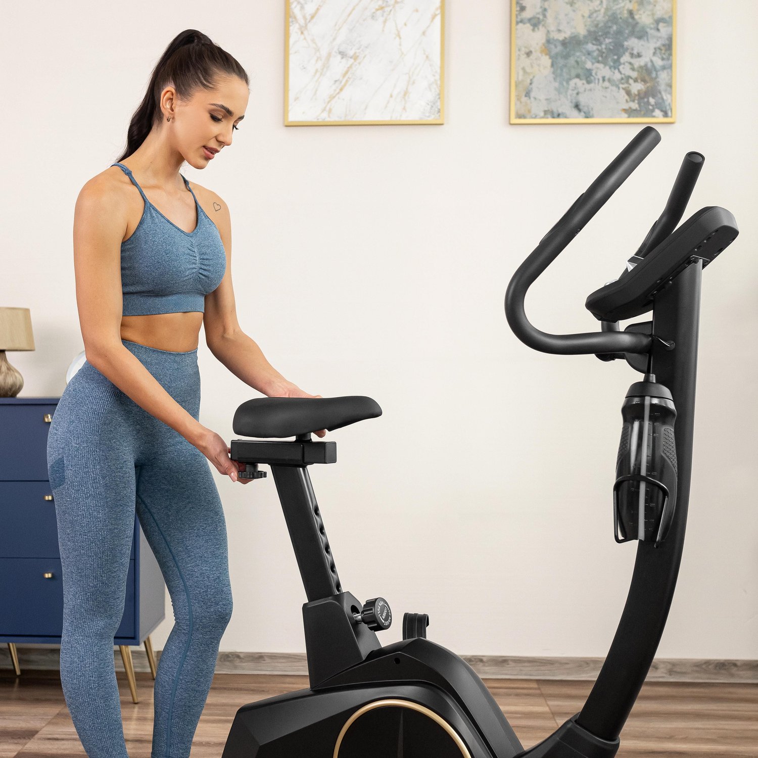 Велотренажер Gymtek XB4000 iConsole+ електромагнітний золотий — мініатюра 9