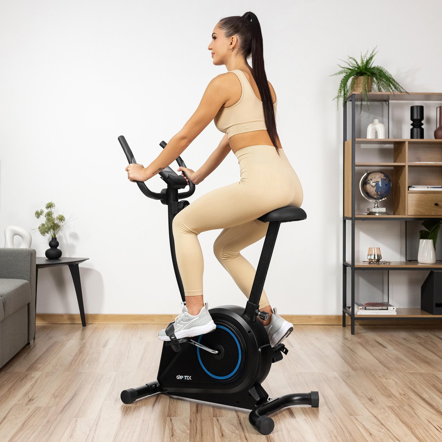 Велотренажер Gymtek XB700 магнітний синій — мініатюра 7