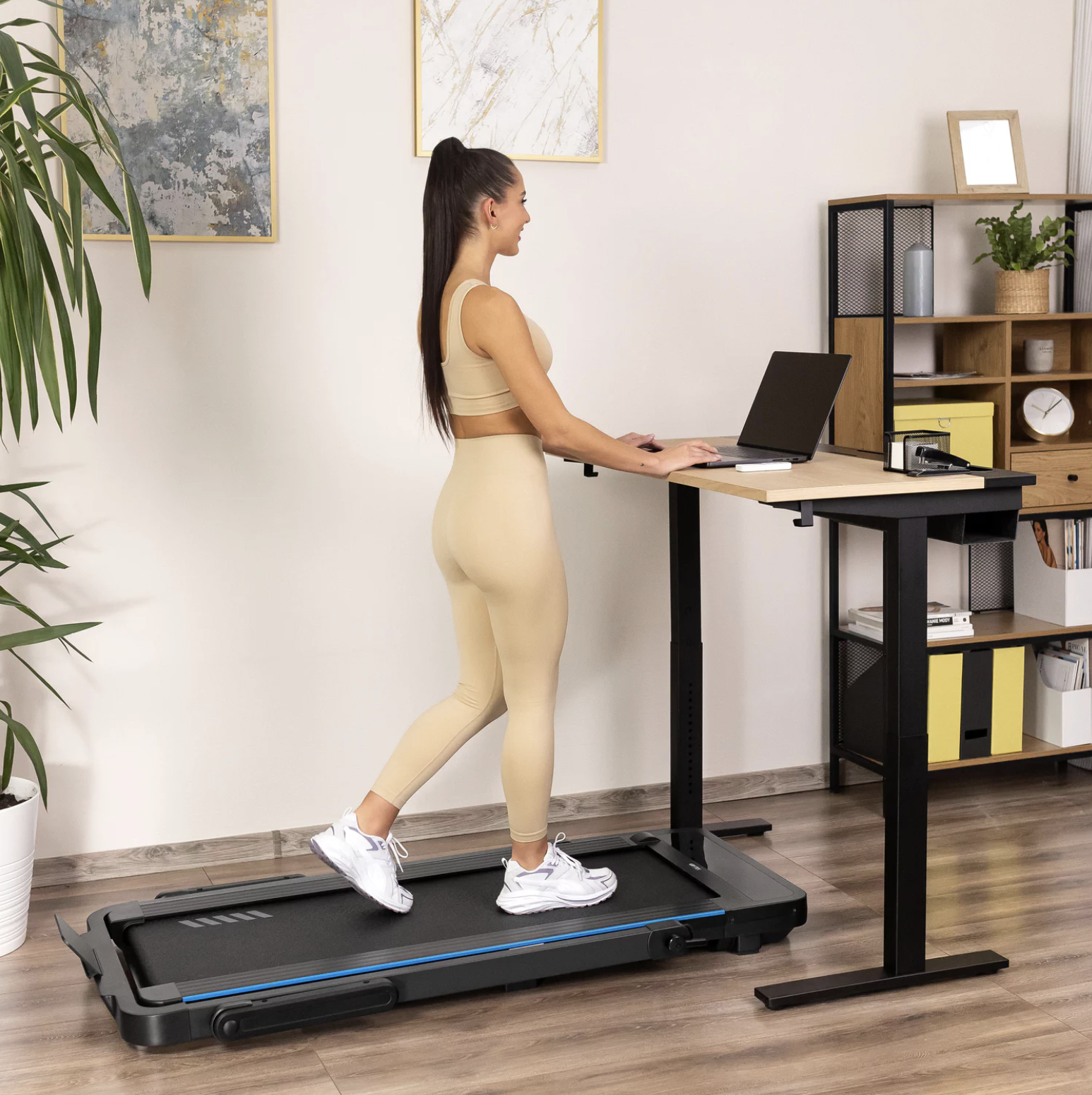 Бігова доріжка GYMTEK XT560 — мініатюра 9