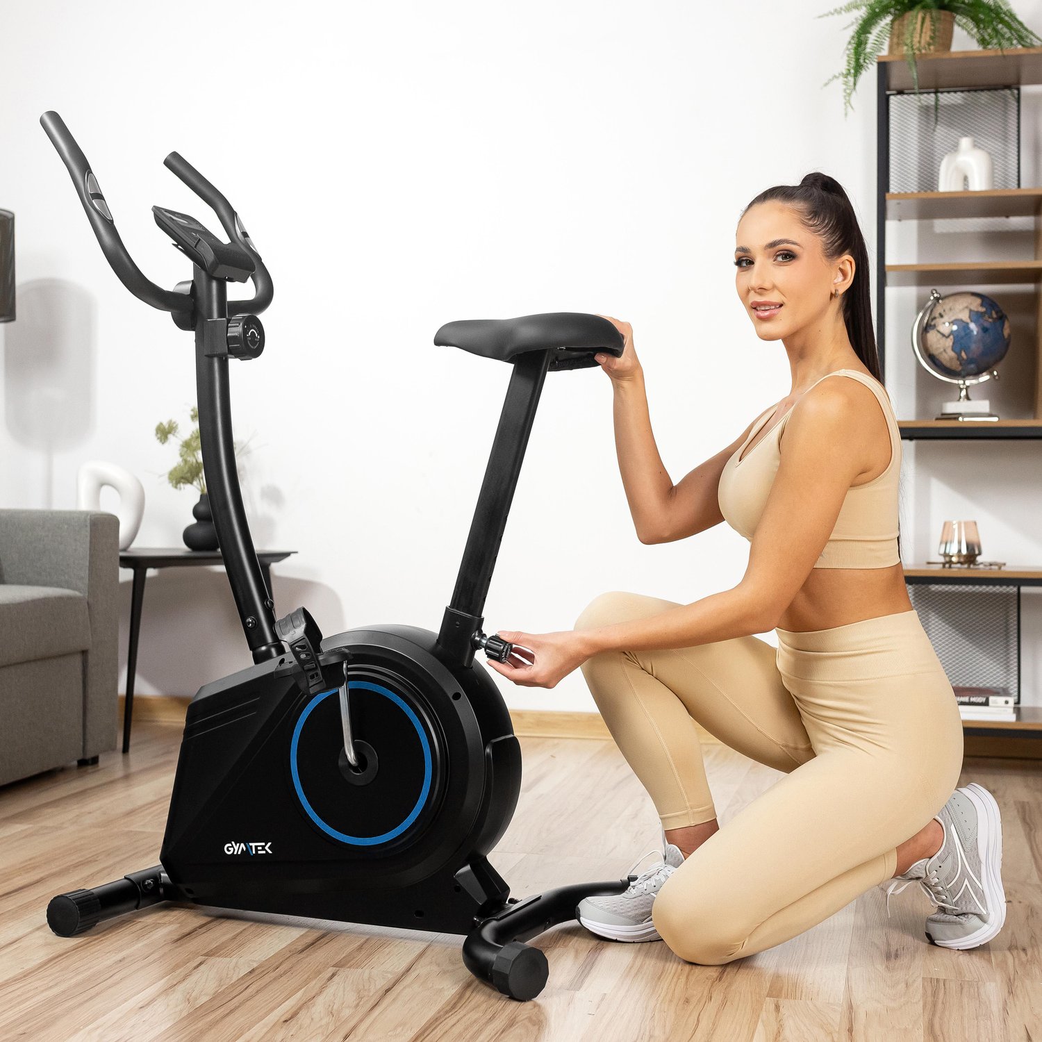 Велотренажер Gymtek XB700 магнітний синій — мініатюра 8