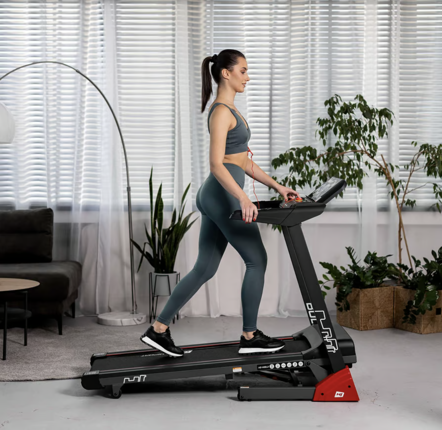 Бігова доріжка Hop-Sport HS-1400LB Bolt — фото 4