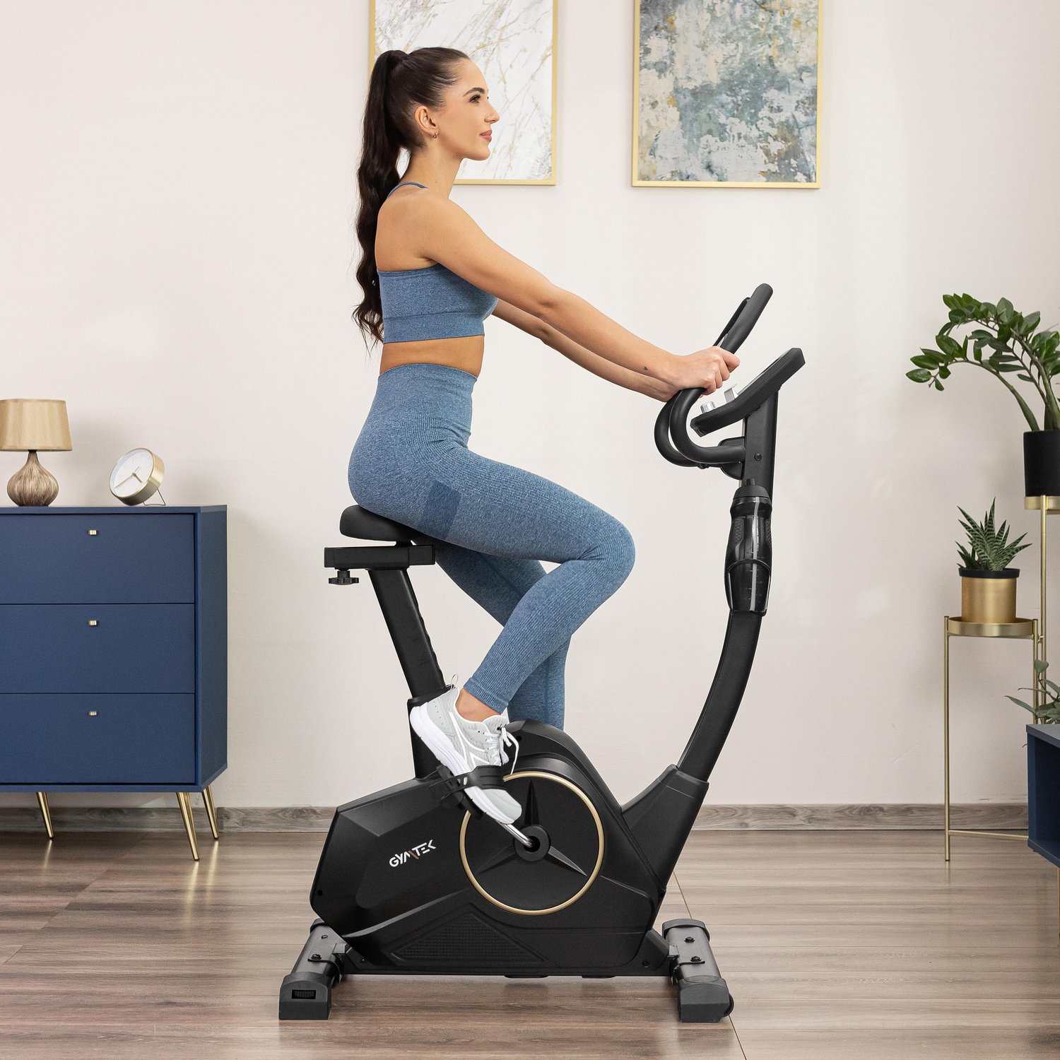 Велотренажер Gymtek XB4000 iConsole+ електромагнітний золотий — фото 2