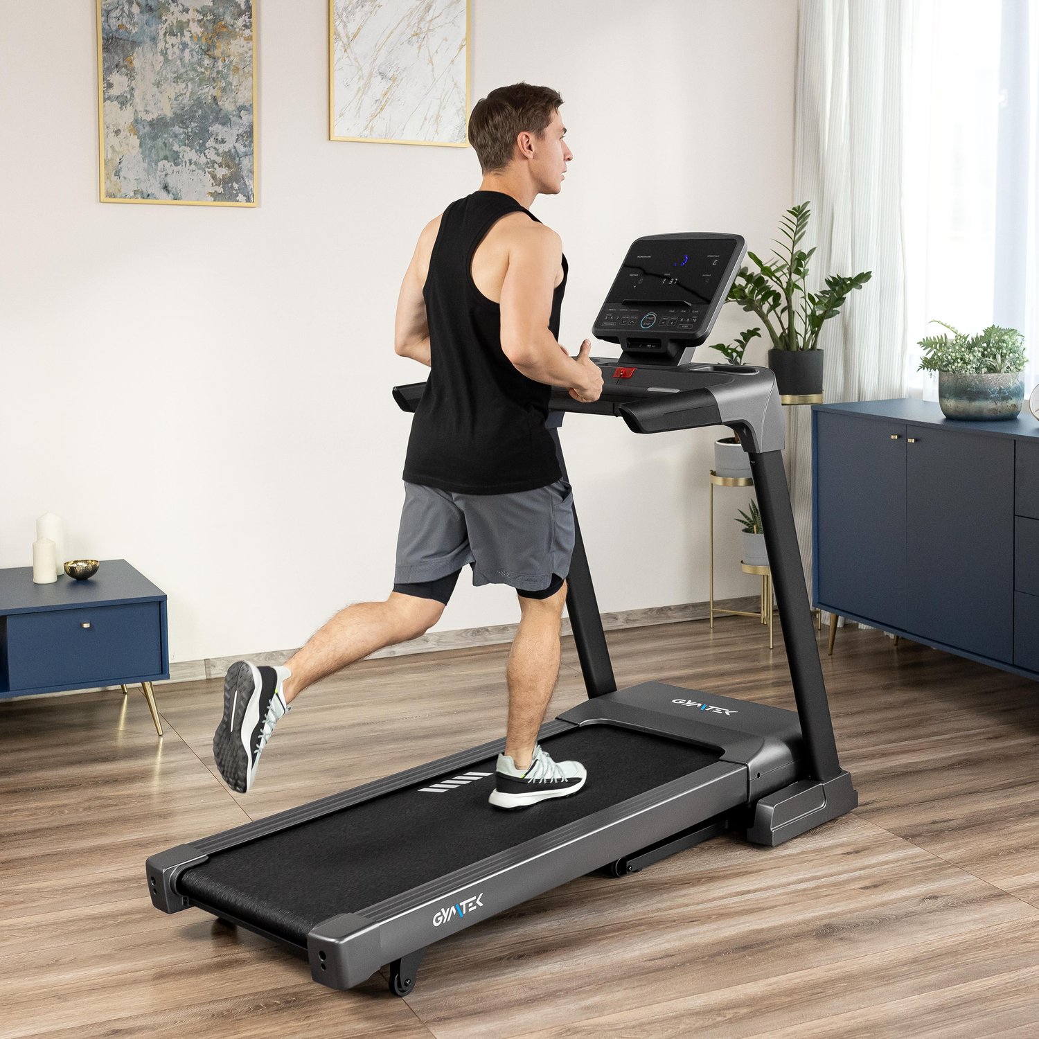 Бігова доріжка GYMTEK XT850 — фото 2