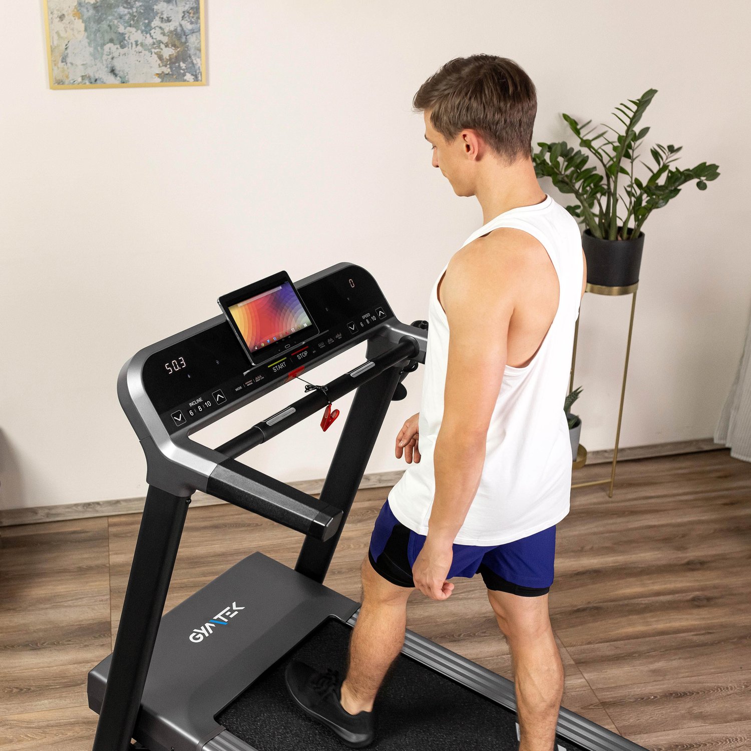 Бігова доріжка GYMTEK XT950 — мініатюра 6