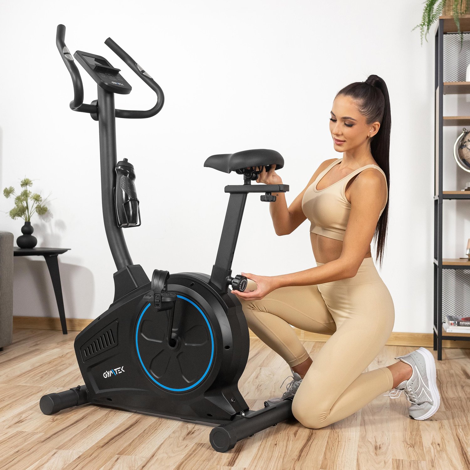Велотренажер Gymtek XB2000 електромагнітний синій — мініатюра 6