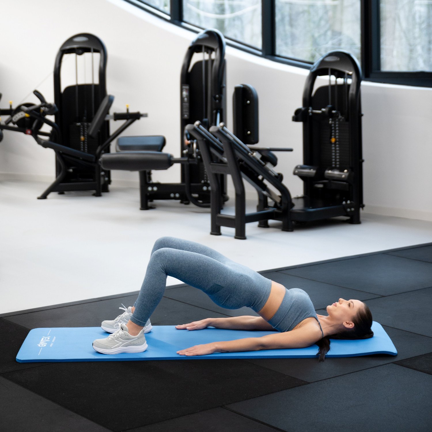 Килимок (мат) для фітнесу та йоги Gymtek NBR 1,5см голубий — фото 3