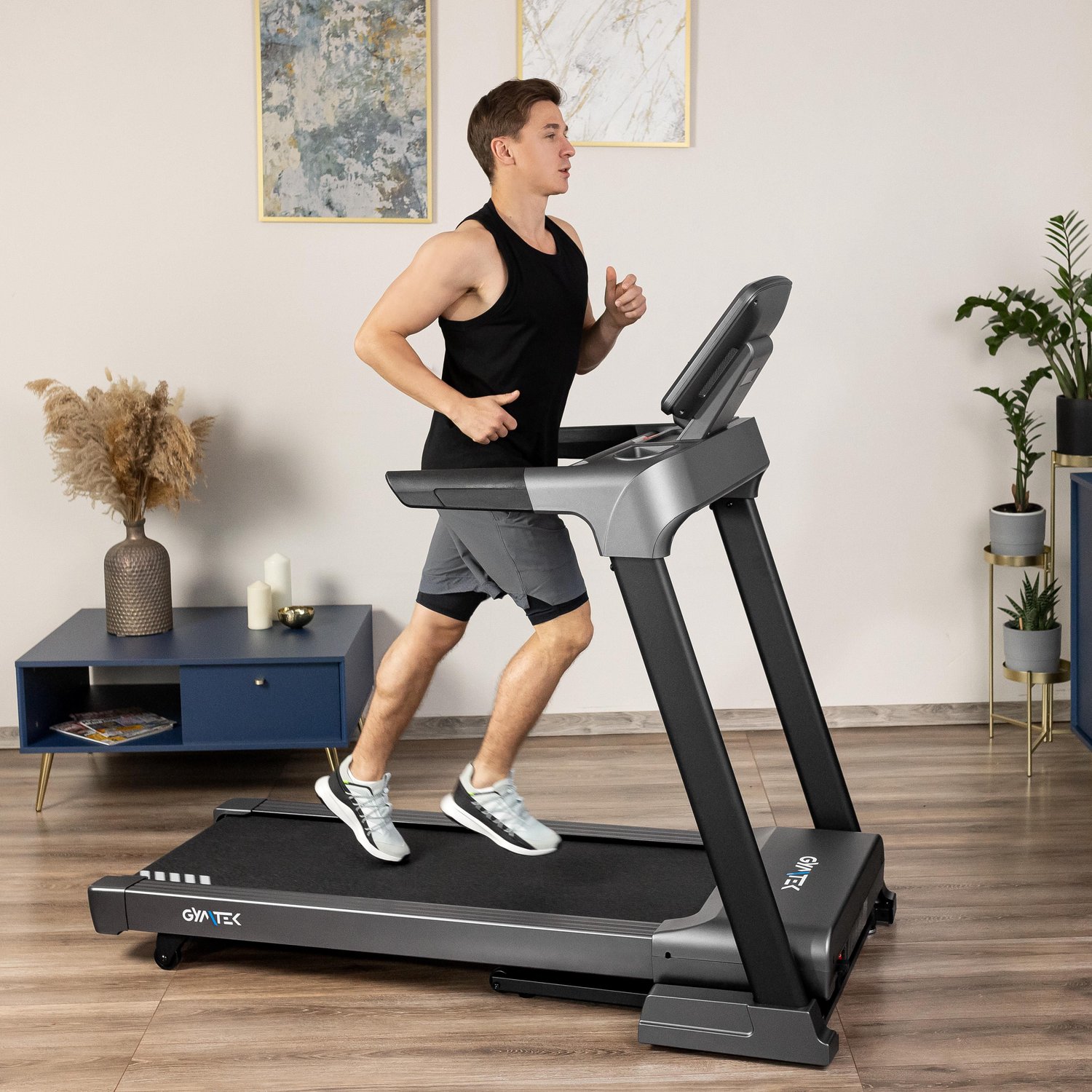 Бігова доріжка GYMTEK XT850 — фото 4