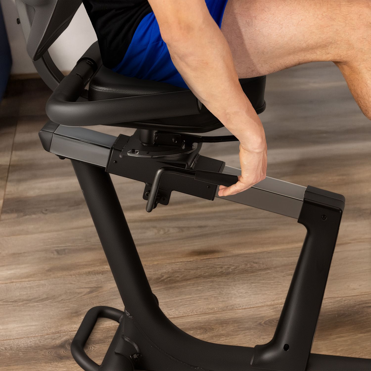 Горизонтальний велотренажер Gymtek XBR8000 електромагнітний — мініатюра 9